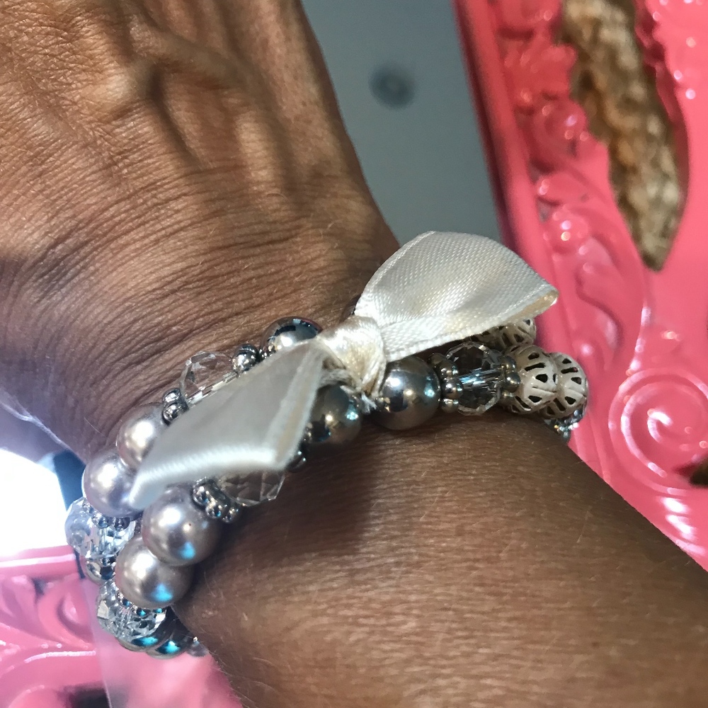 Old Navy Stretch Bracelet Champagne-NWT - Picture 4 of 6